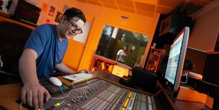 Recording Engineer